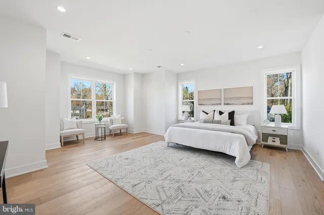 $2,275,000 | 612 Gibson Circle Southwest, Vienna, VA 22180