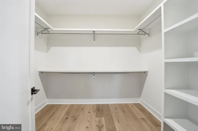 $2,275,000 | 612 Gibson Circle Southwest, Vienna, VA 22180