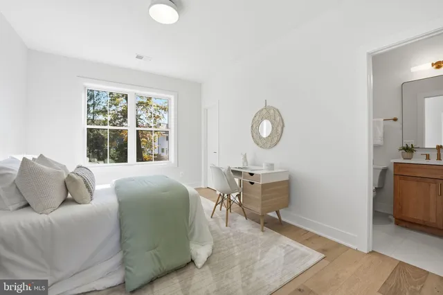 $2,275,000 | 612 Gibson Circle Southwest, Vienna, VA 22180