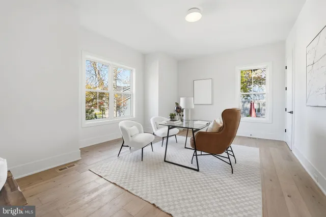 $2,275,000 | 612 Gibson Circle Southwest, Vienna, VA 22180