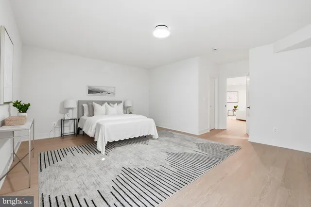 $2,275,000 | 612 Gibson Circle Southwest, Vienna, VA 22180