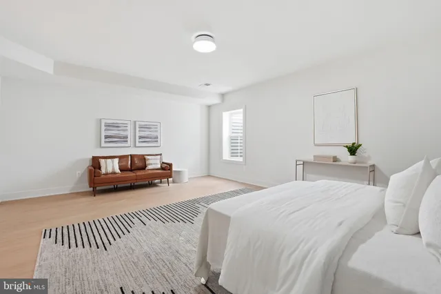 $2,275,000 | 612 Gibson Circle Southwest, Vienna, VA 22180