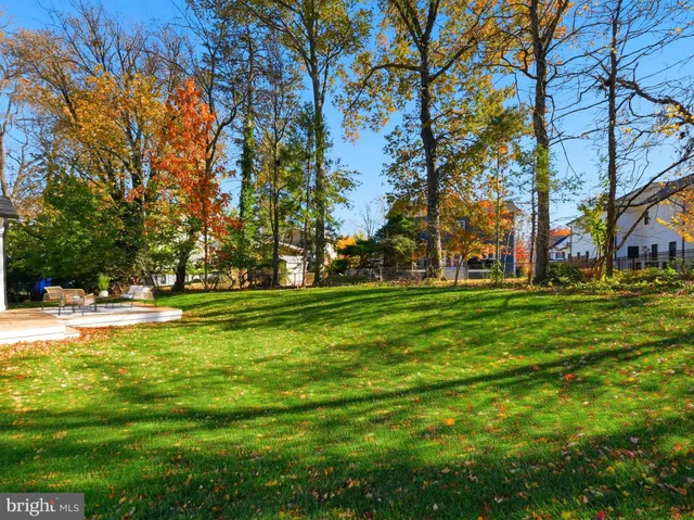 $2,275,000 | 612 Gibson Circle Southwest, Vienna, VA 22180