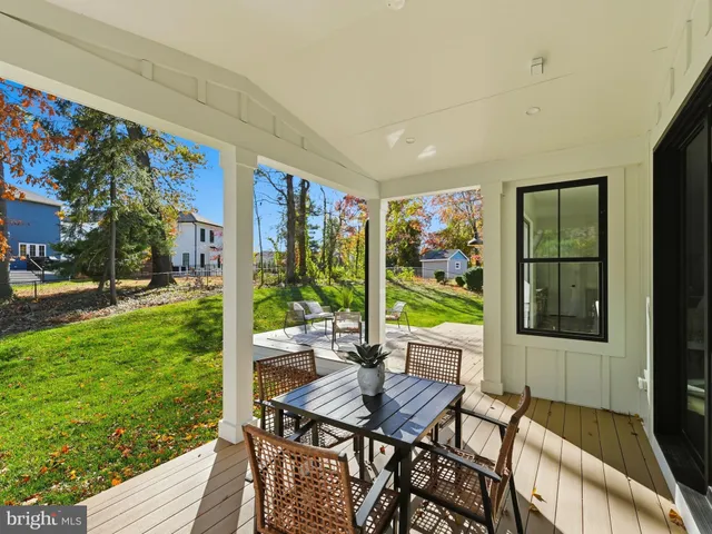 $2,275,000 | 612 Gibson Circle Southwest, Vienna, VA 22180