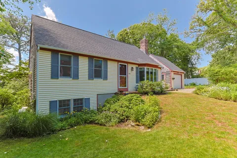 $995,000 | 127 Perch Pond Drive, Chatham, MA 02633