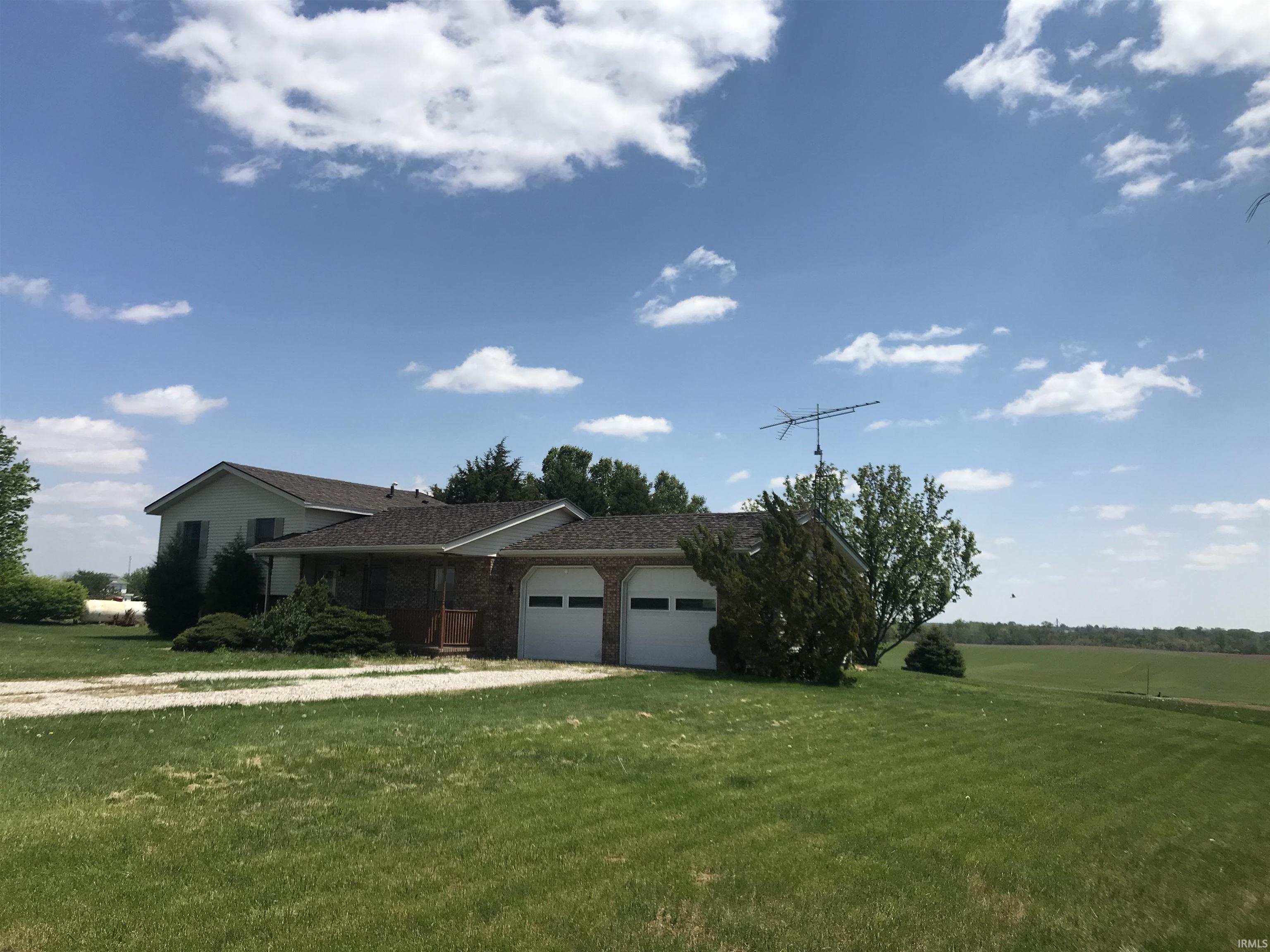 10943 Bud Road Wheatland, IN 47597 - Photo 2 of 30 Gallery Image 2