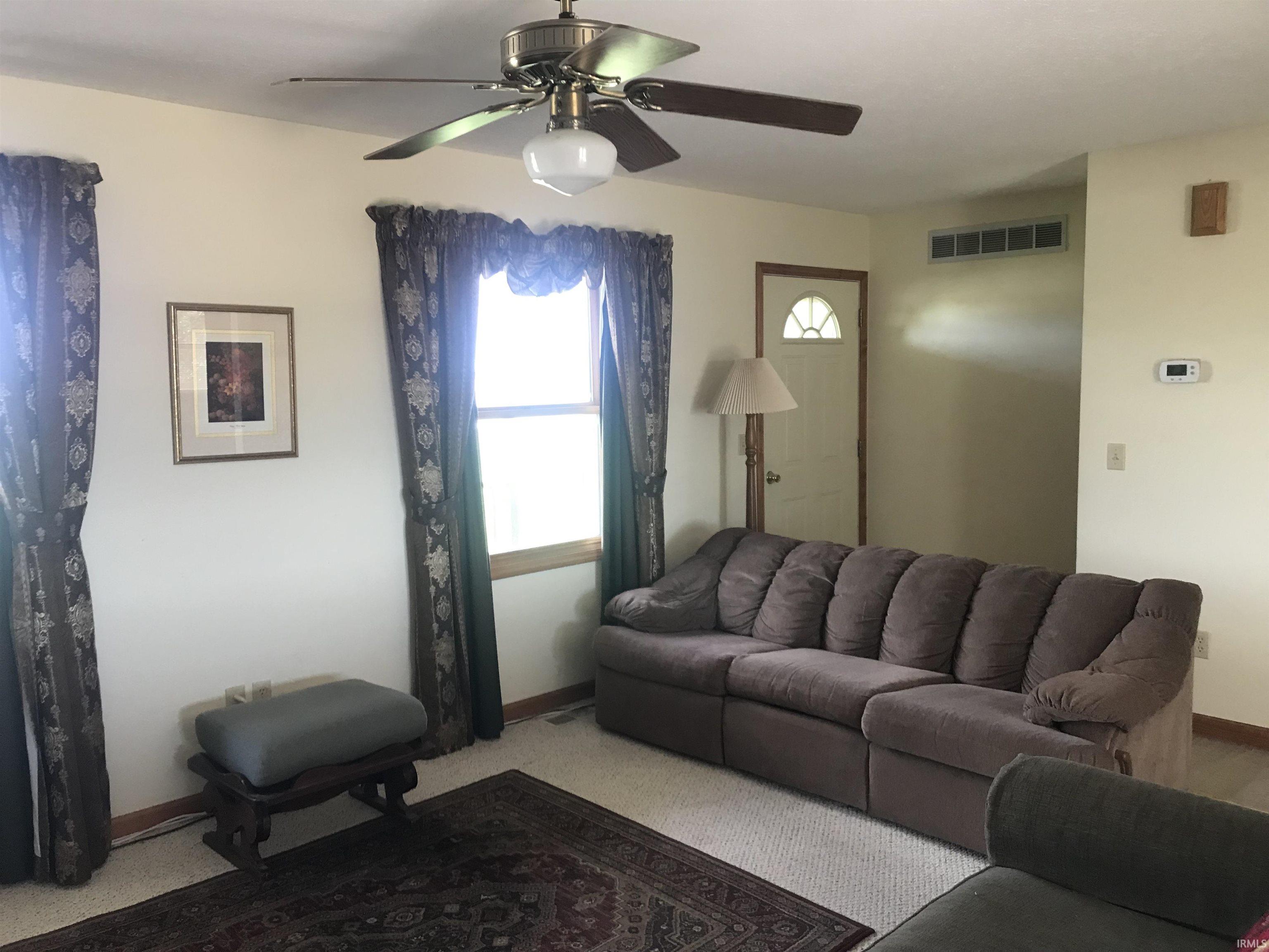 10943 Bud Road Wheatland, IN 47597 - Photo 10 of 30 Gallery Image 10