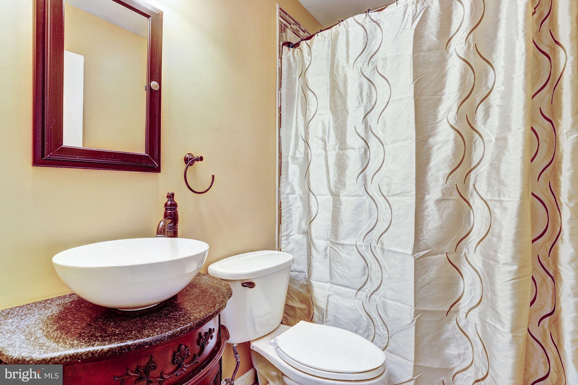1015 Dunholme Road Reisterstown, MD 21136 - Photo 13 of 26 Full Bath