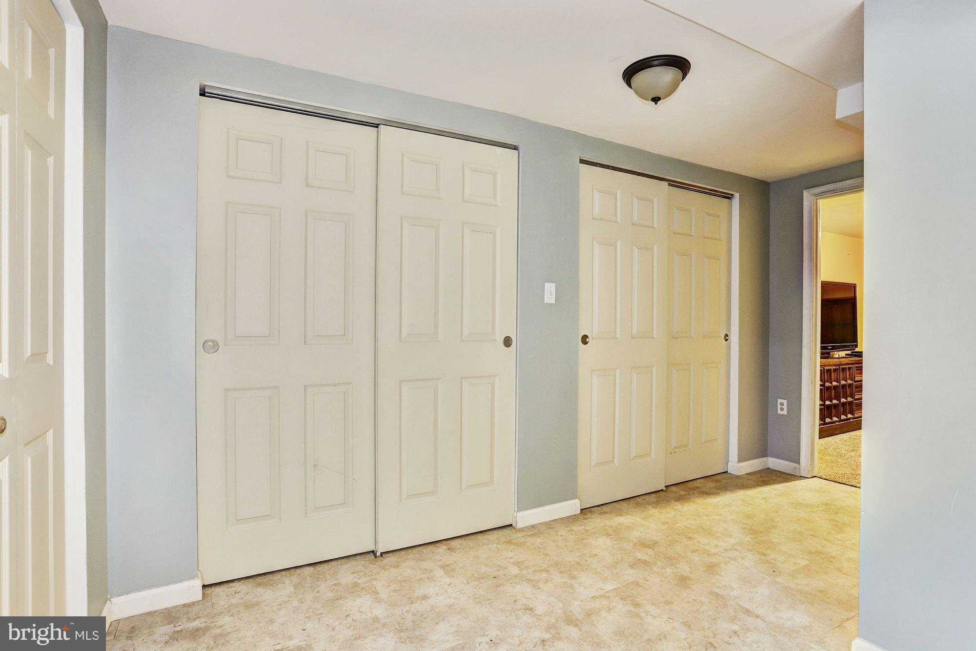 1015 Dunholme Road Reisterstown, MD 21136 - Photo 21 of 26 Family Room