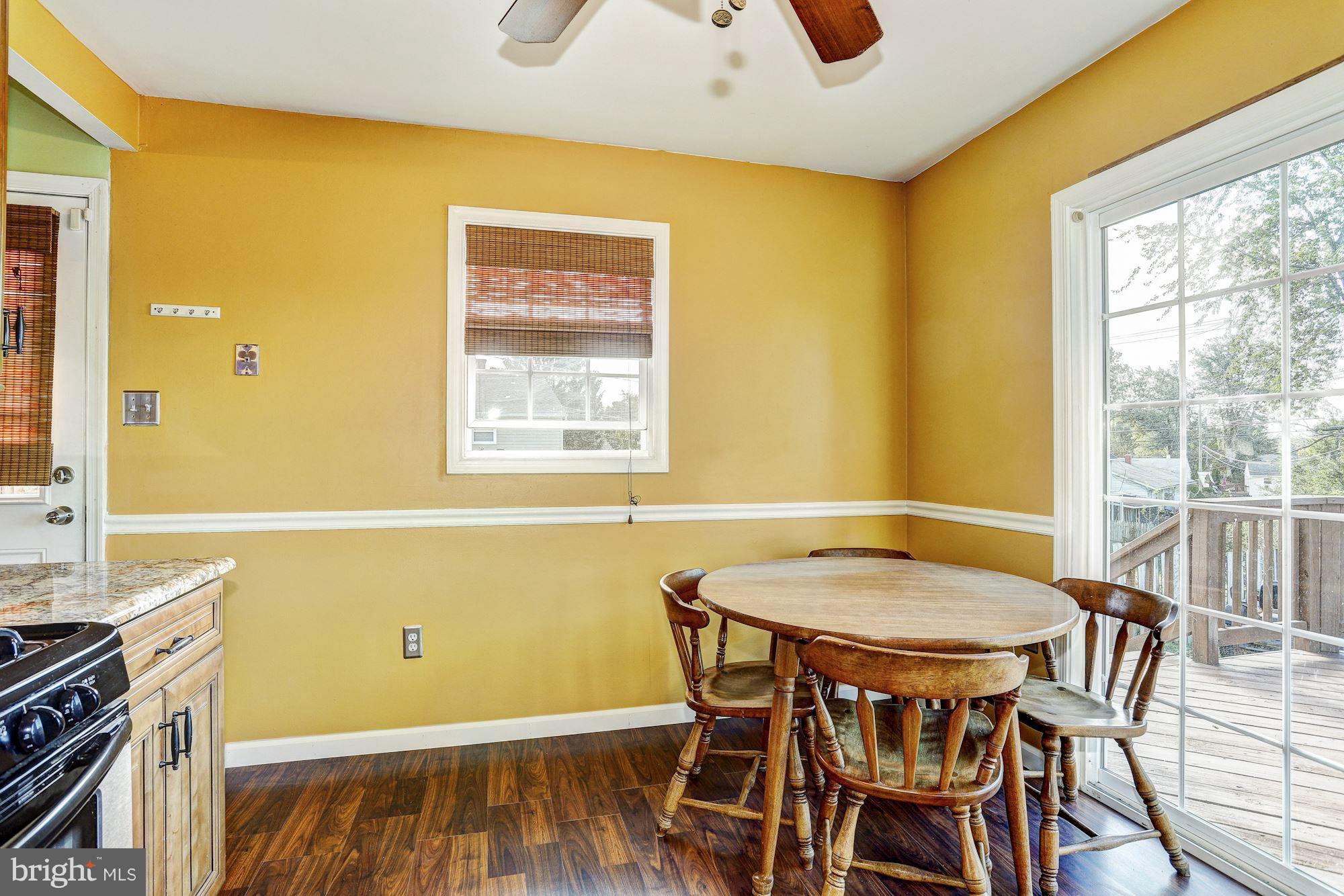 1015 Dunholme Road Reisterstown, MD 21136 - Photo 9 of 26 Eat-In Kitchen