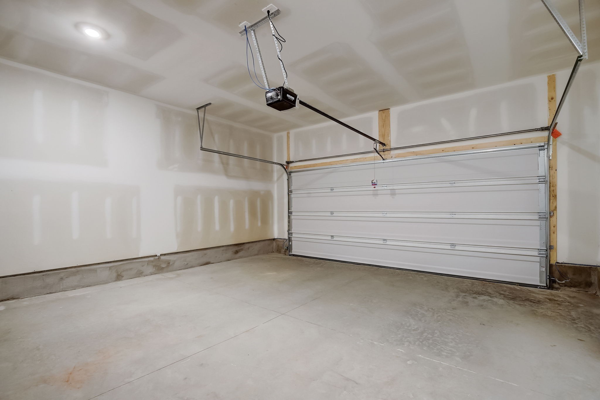 2121 Widgeon Point Lebanon, TN 37090 - Photo 40 of 42 a view of a room with an empty space