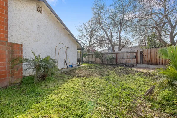 $489,000 | 3749 South University Street, Visalia, CA 93277