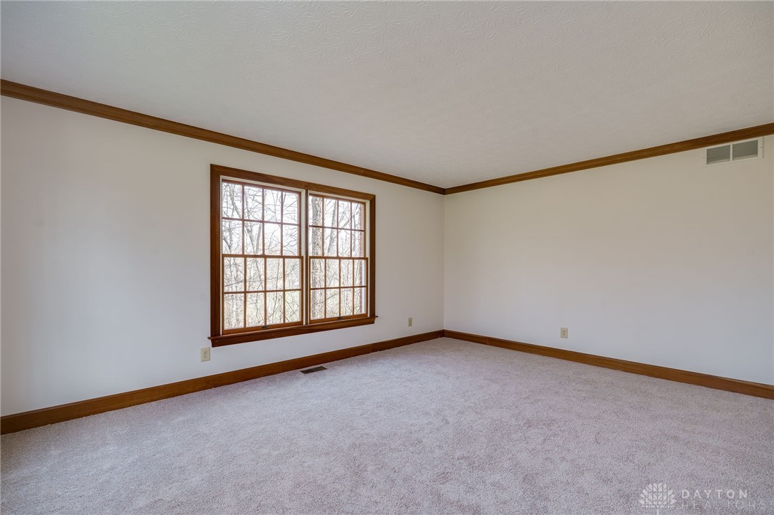 8567 Ridge Creek Court Springboro, OH 45066 - Photo 6 of 38 Gallery Image 6