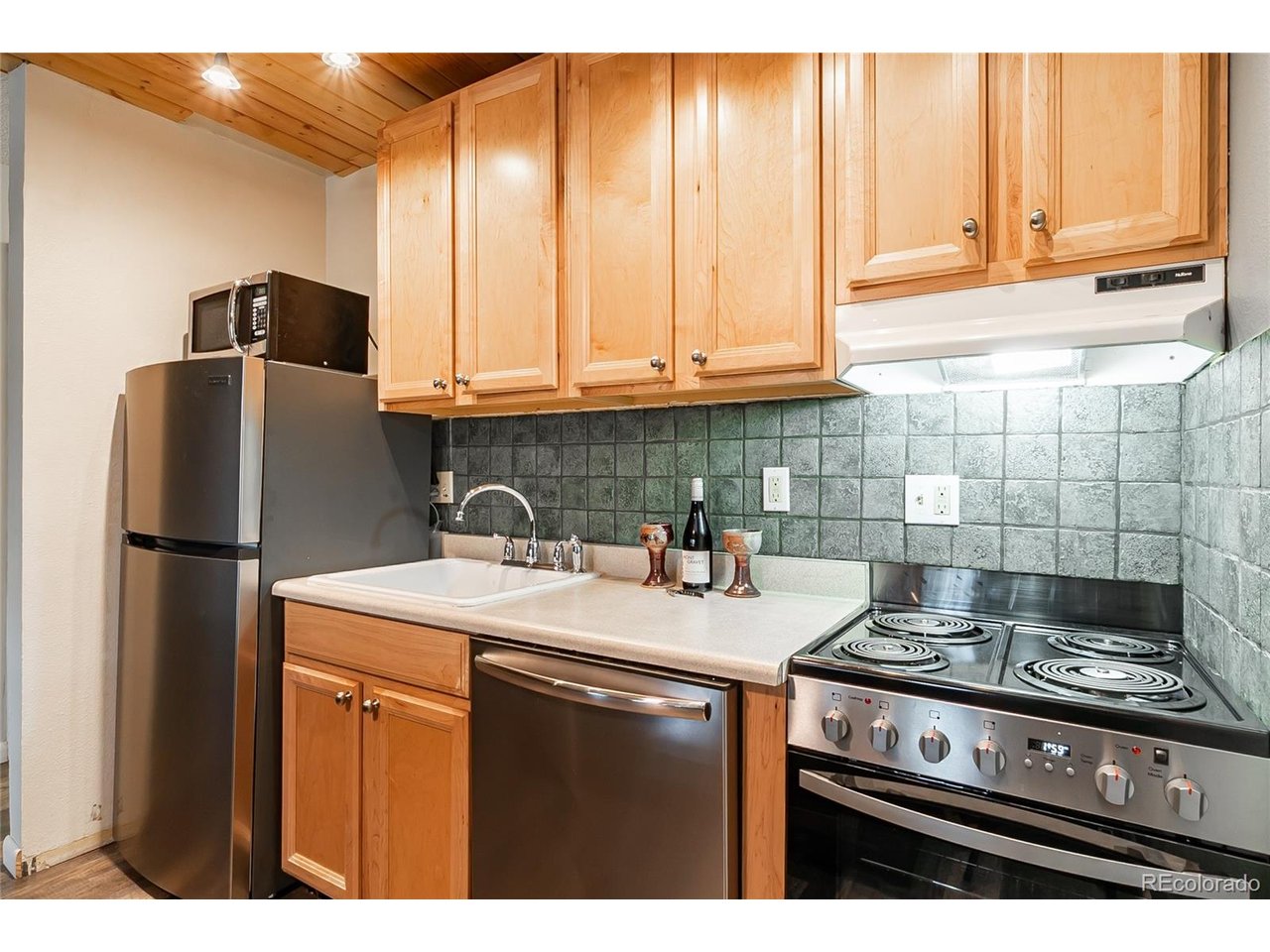 400 Hi Country Drive, Unit 15 Winter Park, CO 80482 - Photo 12 of 35 Fridge, dishwasher and stove are BRAND NEW!