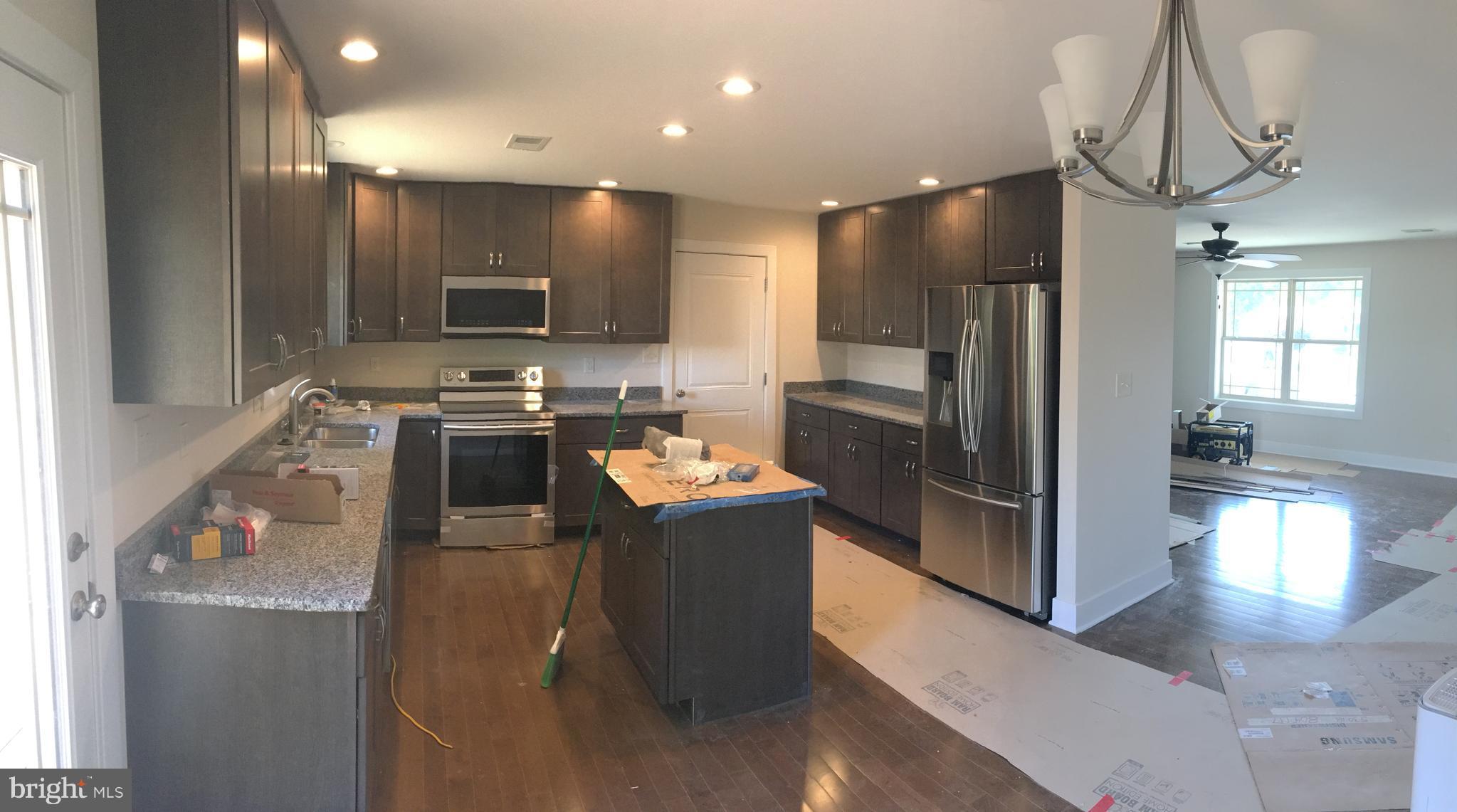9801 Amsterdam Road Waynesboro, PA 17268 - Photo 3 of 24 Kitchen