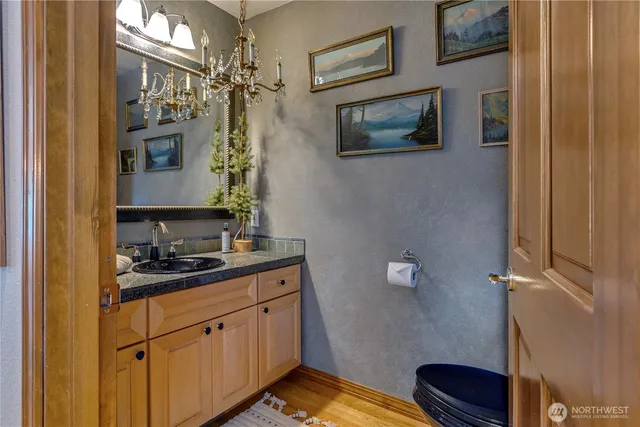 $1,150,000 | 132 Hellem Drive, Packwood, WA 98361