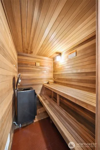 $1,150,000 | 132 Hellem Drive, Packwood, WA 98361