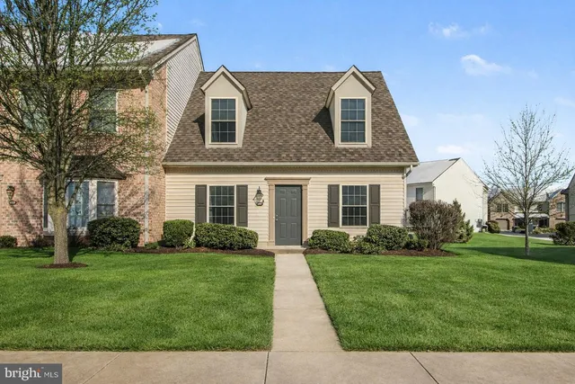 $239,900 | 190 Melbourne Lane, Mechanicsburg, PA 17055