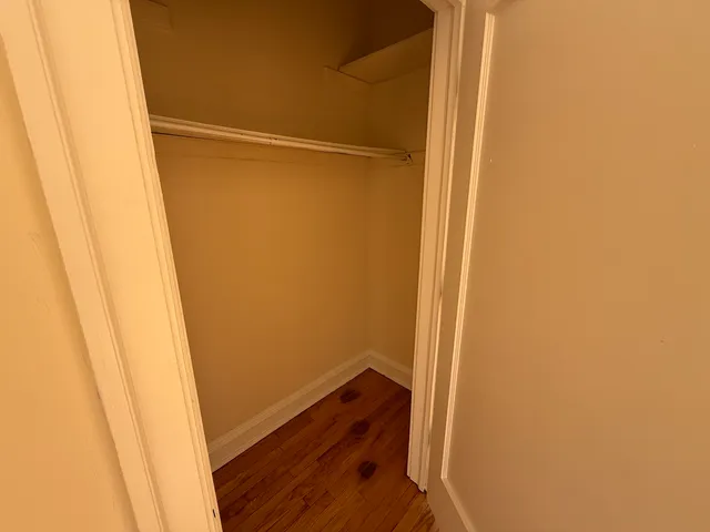 a view of utility room