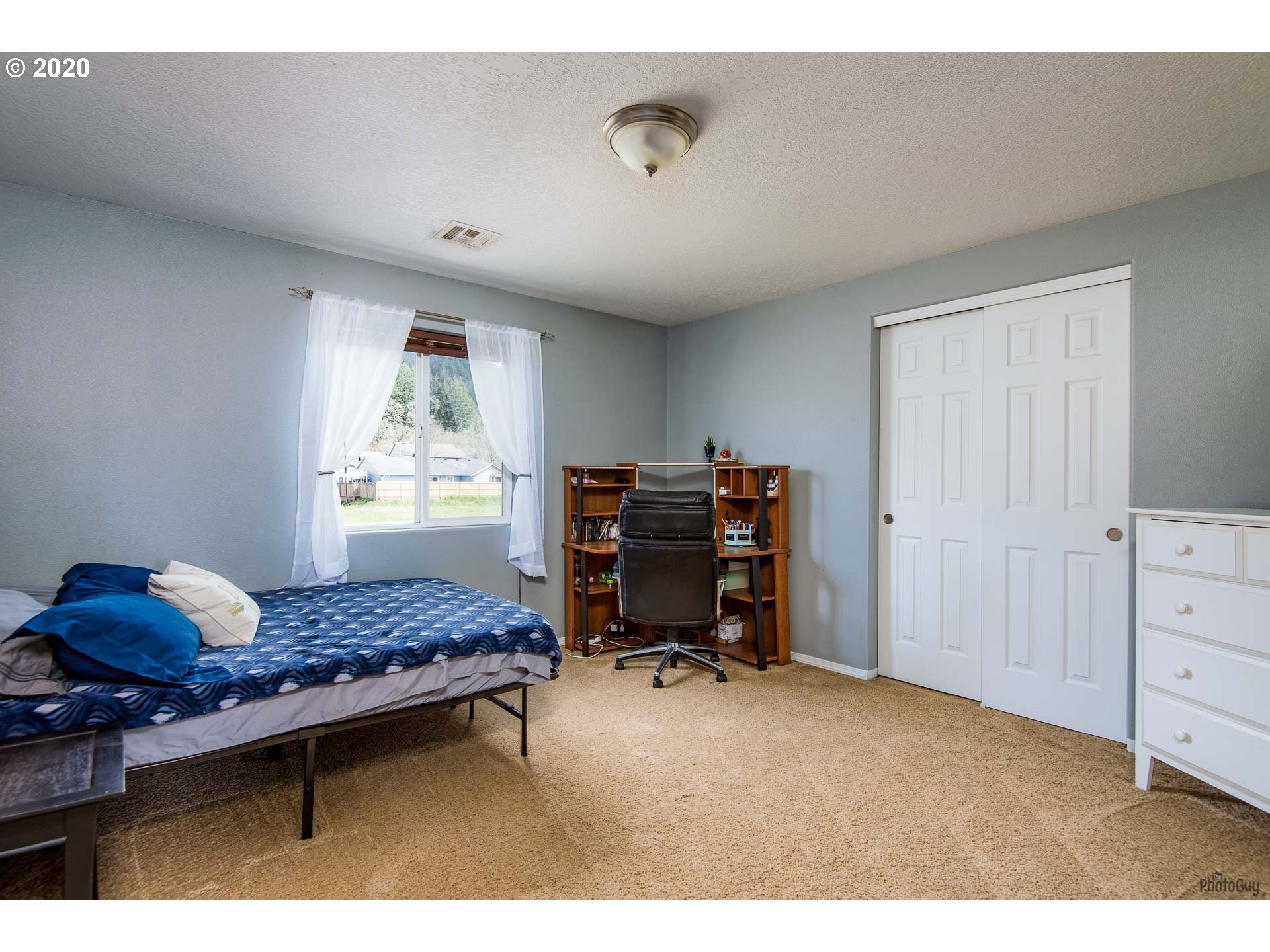 1525 South 58th Street Springfield, OR 97478 - Photo 15 of 27