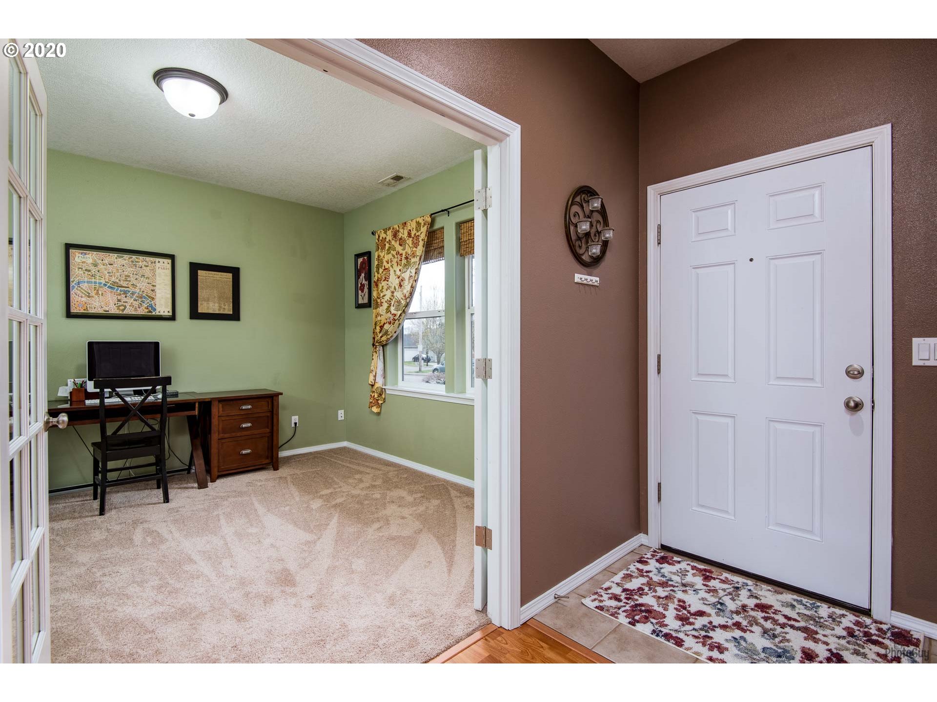 1525 South 58th Street Springfield, OR 97478 - Photo 3 of 27