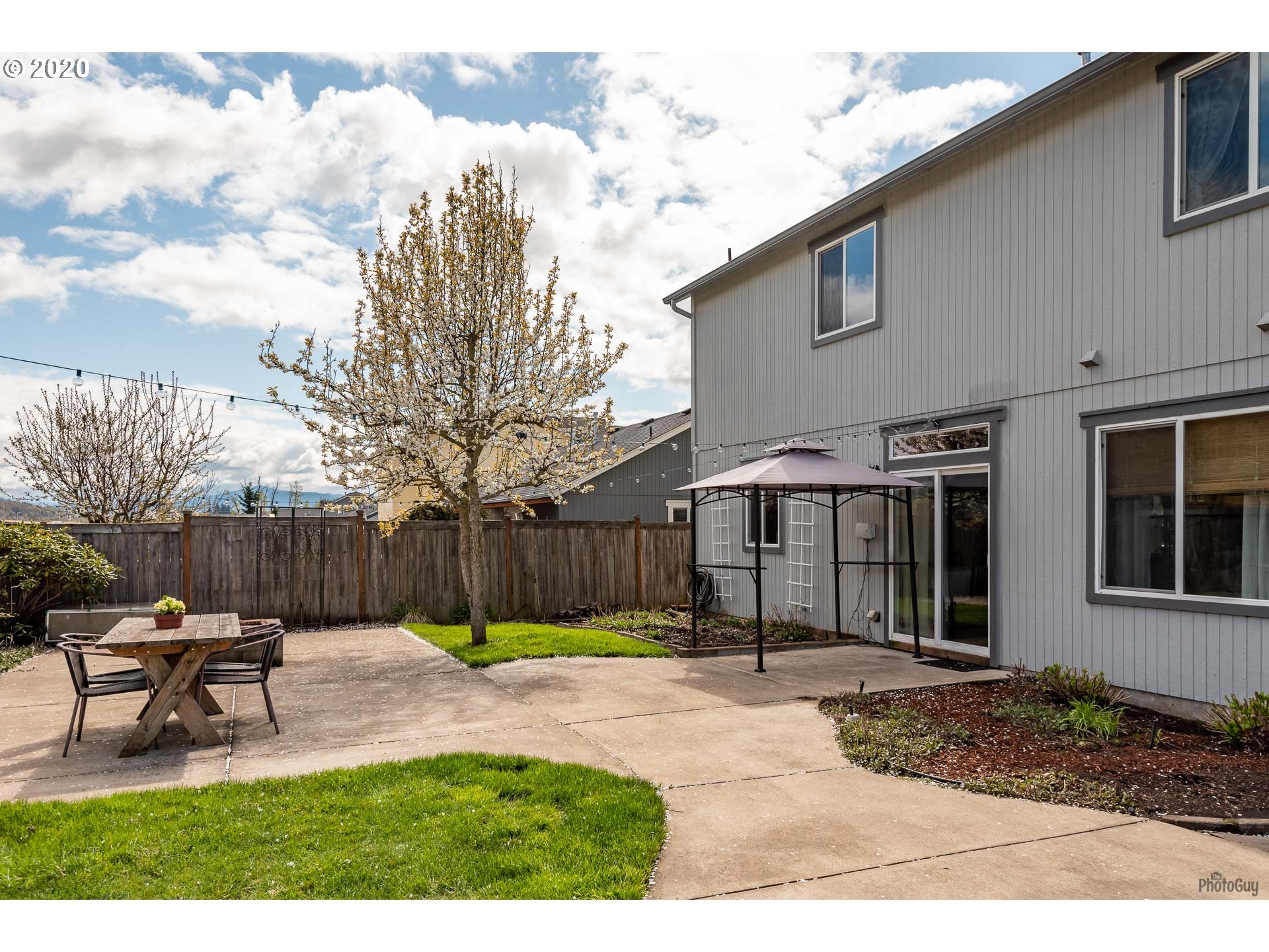 1525 South 58th Street Springfield, OR 97478 - Photo 21 of 27