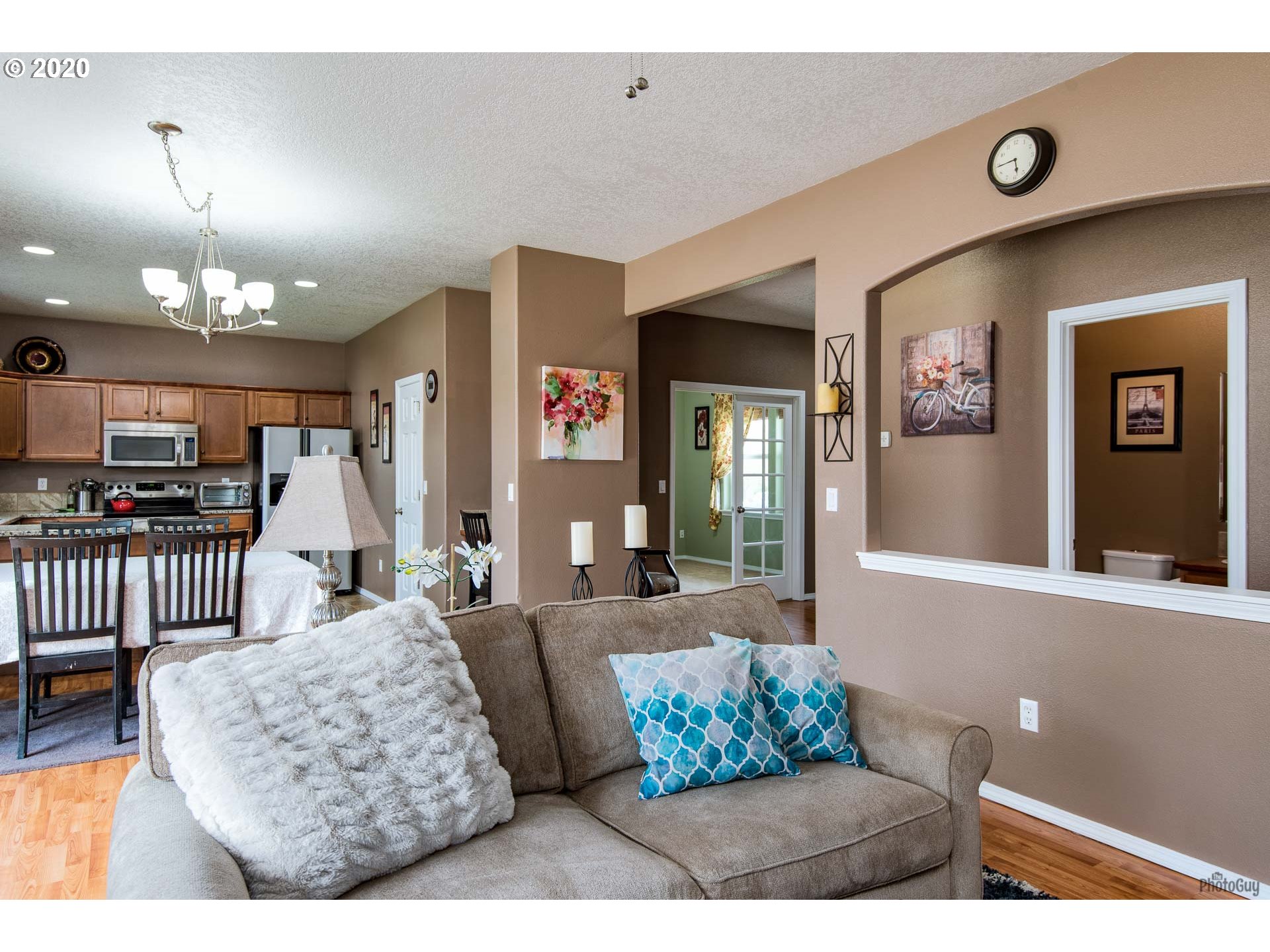 1525 South 58th Street Springfield, OR 97478 - Photo 8 of 27