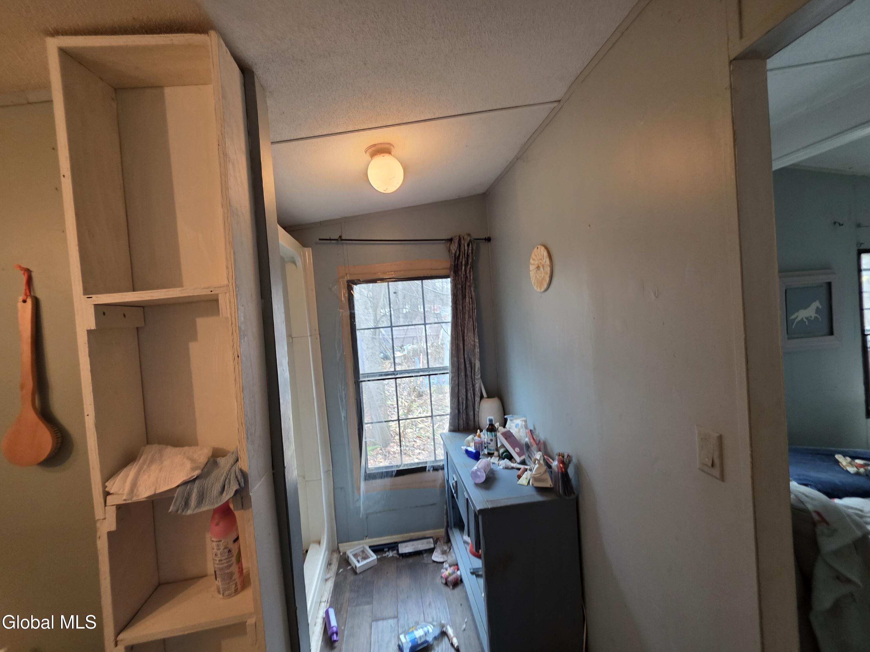 141 Heath Road Corinth, NY 12822 - Photo 6 of 16 5