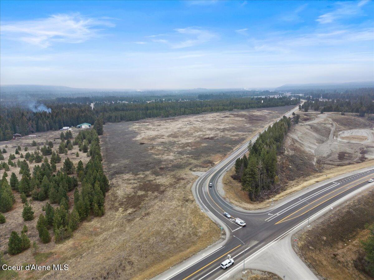 03-Aerial road