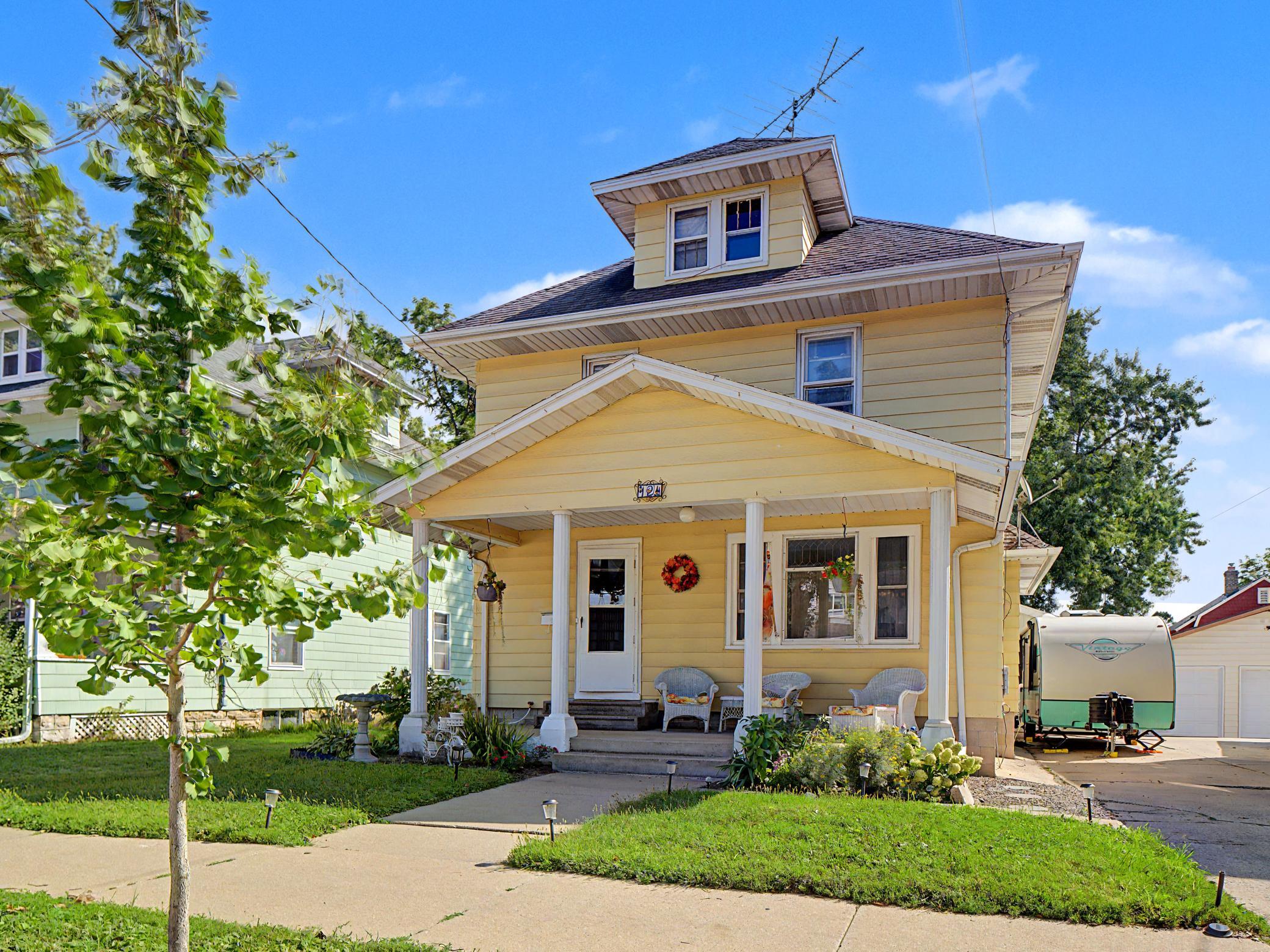 124 11th Avenue Southeast Rochester, MN 55904 - Photo 1 of 28 Gallery Image 1