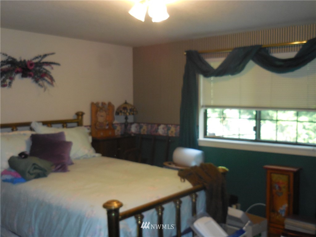 4487 Arvick Road Southeast Port Orchard, WA 98366 - Photo 13 of 25 Gallery Image 13