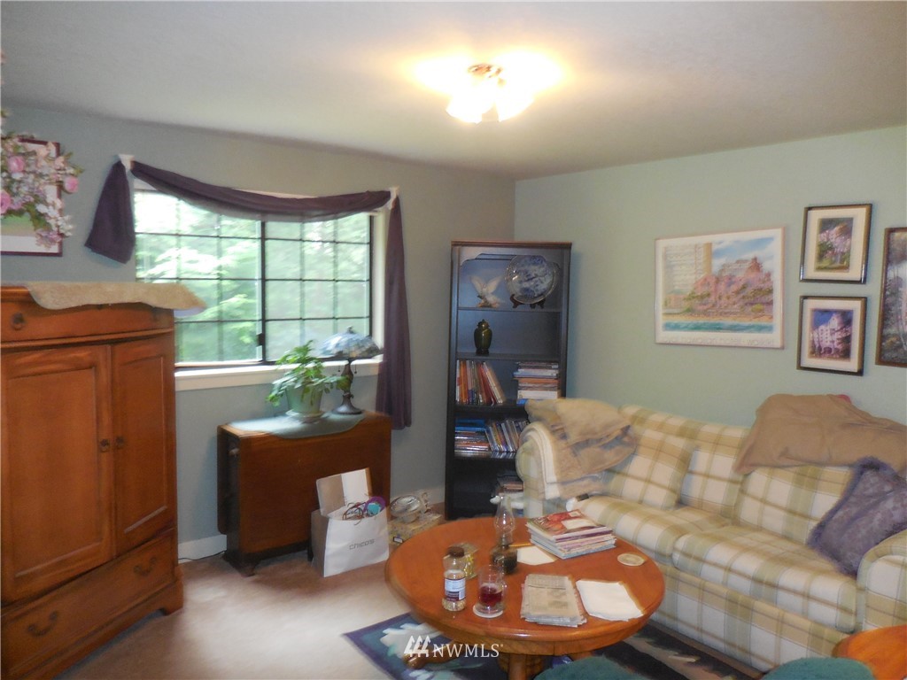 4487 Arvick Road Southeast Port Orchard, WA 98366 - Photo 10 of 25 Gallery Image 10