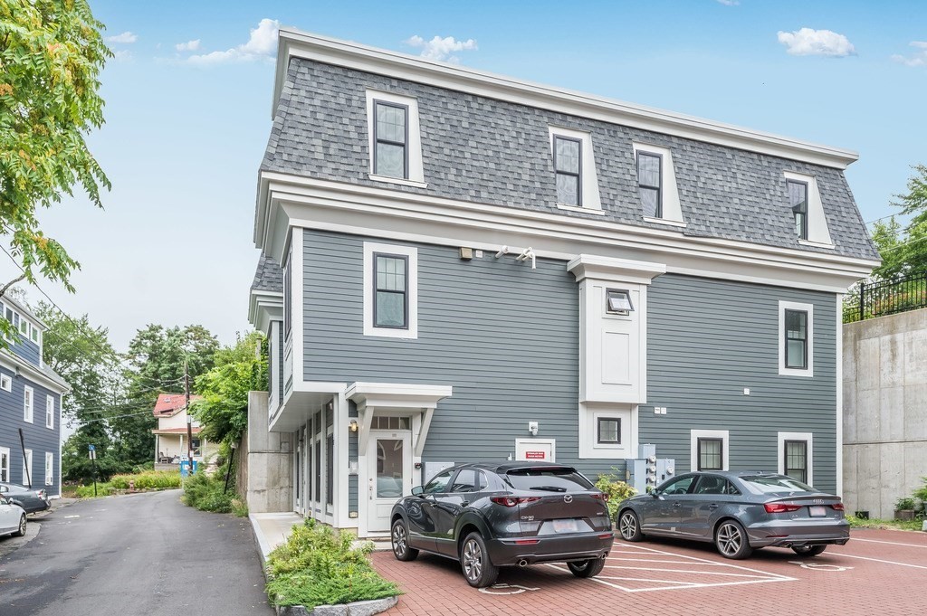 57 Pitman Street, Unit 4 Somerville, MA 02143 - Photo 29 of 32