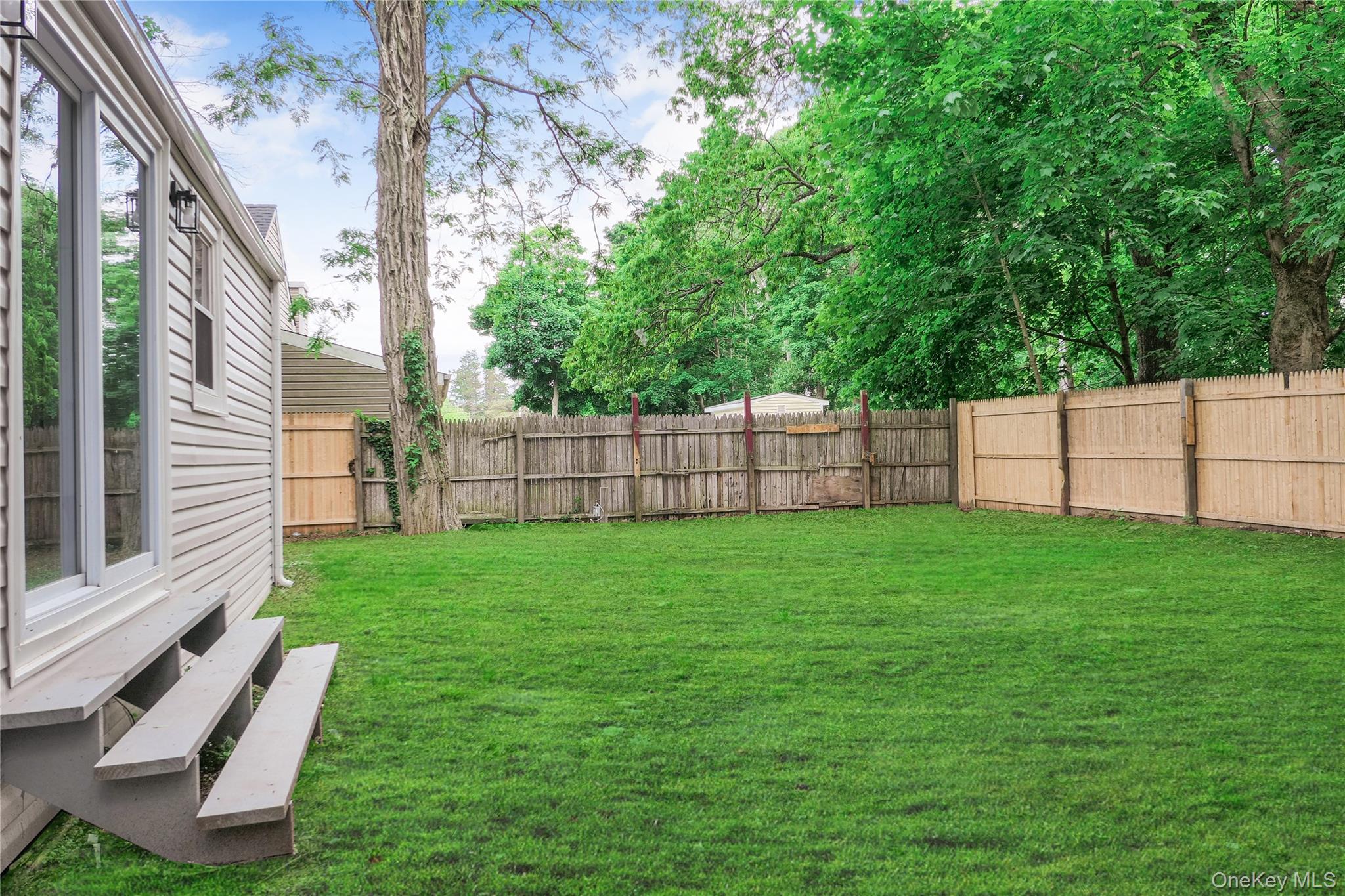 266 Station Road Bellport, NY 11713 - Photo 13 of 14