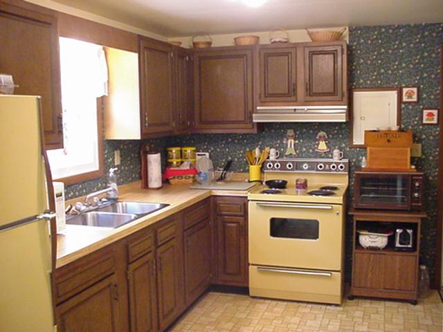112 Buckhill Road Albrightsville, PA 18210 - Photo 4 of 9 kitchen