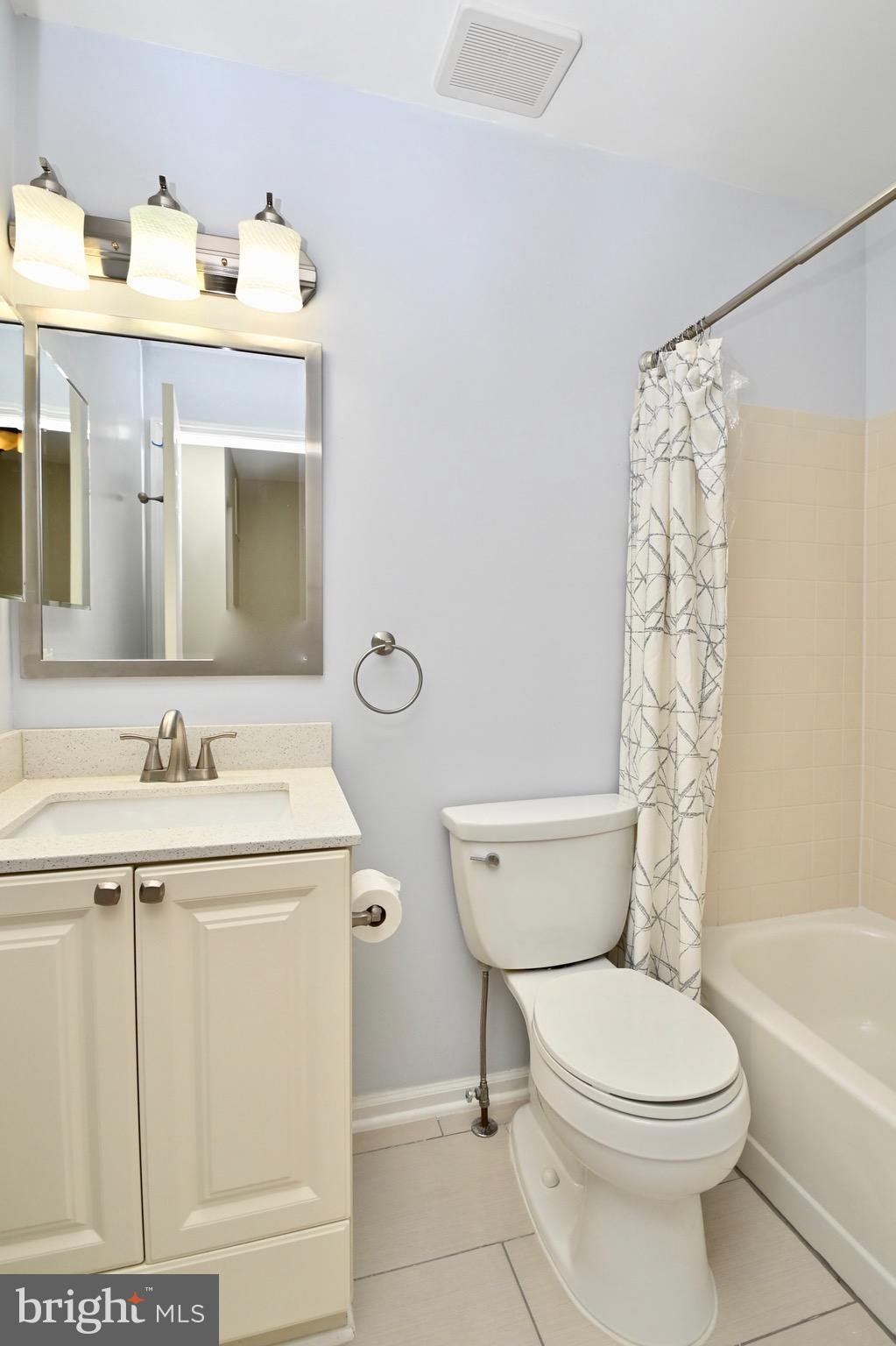 5648 Ridge View Drive Alexandria, VA 22310 - Photo 27 of 37 Gallery Image 27