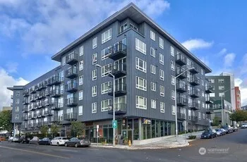 $324,995 | 3104 Western Avenue, Unit 522, Seattle, WA 98121