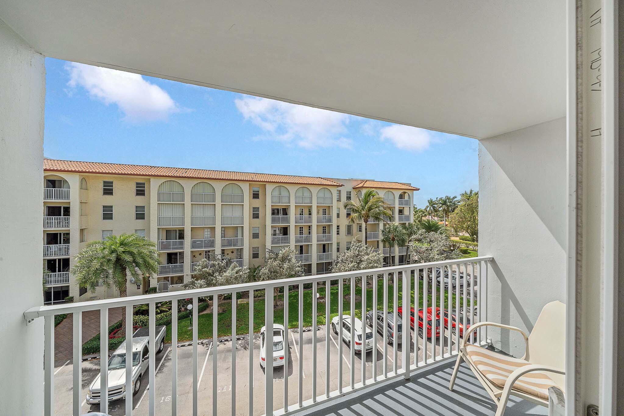 1111 South Ocean Boulevard Boca Raton, FL 33432 - Photo 13 of 47 6 Balcony (1)
