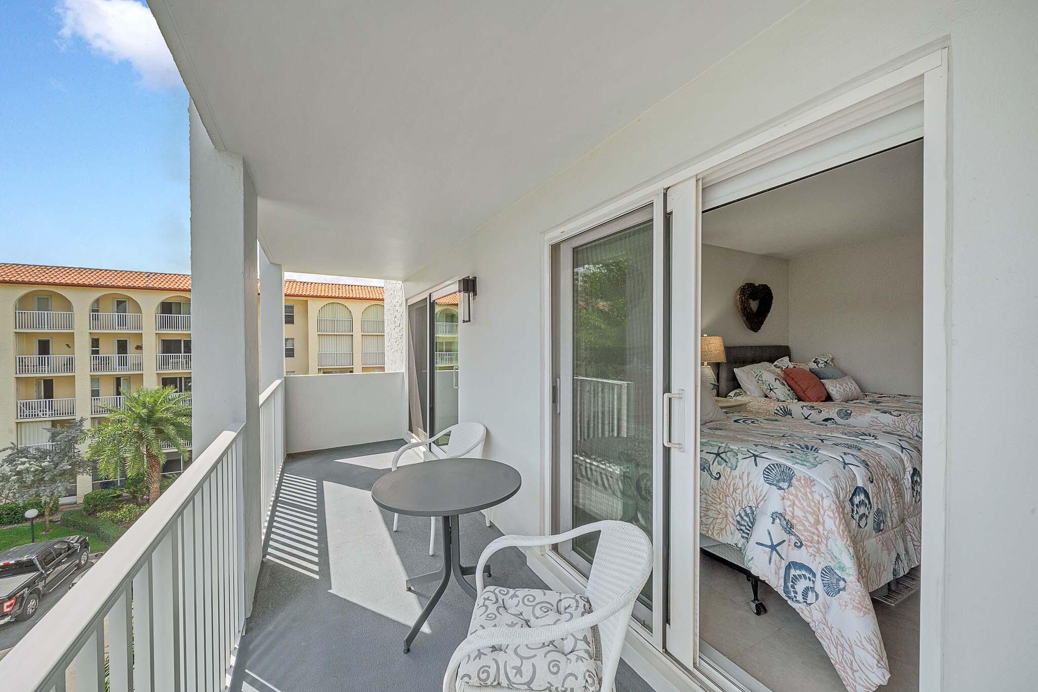 1111 South Ocean Boulevard Boca Raton, FL 33432 - Photo 16 of 47 13 Guest Bedroom (4)