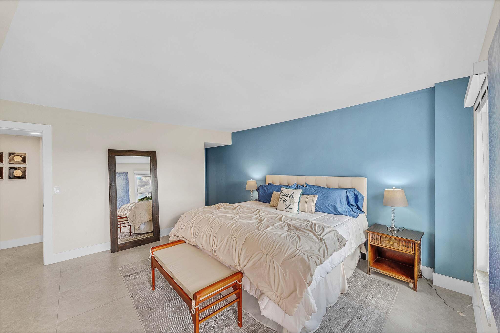 1111 South Ocean Boulevard Boca Raton, FL 33432 - Photo 19 of 47 17 Primary Bedroom (1)