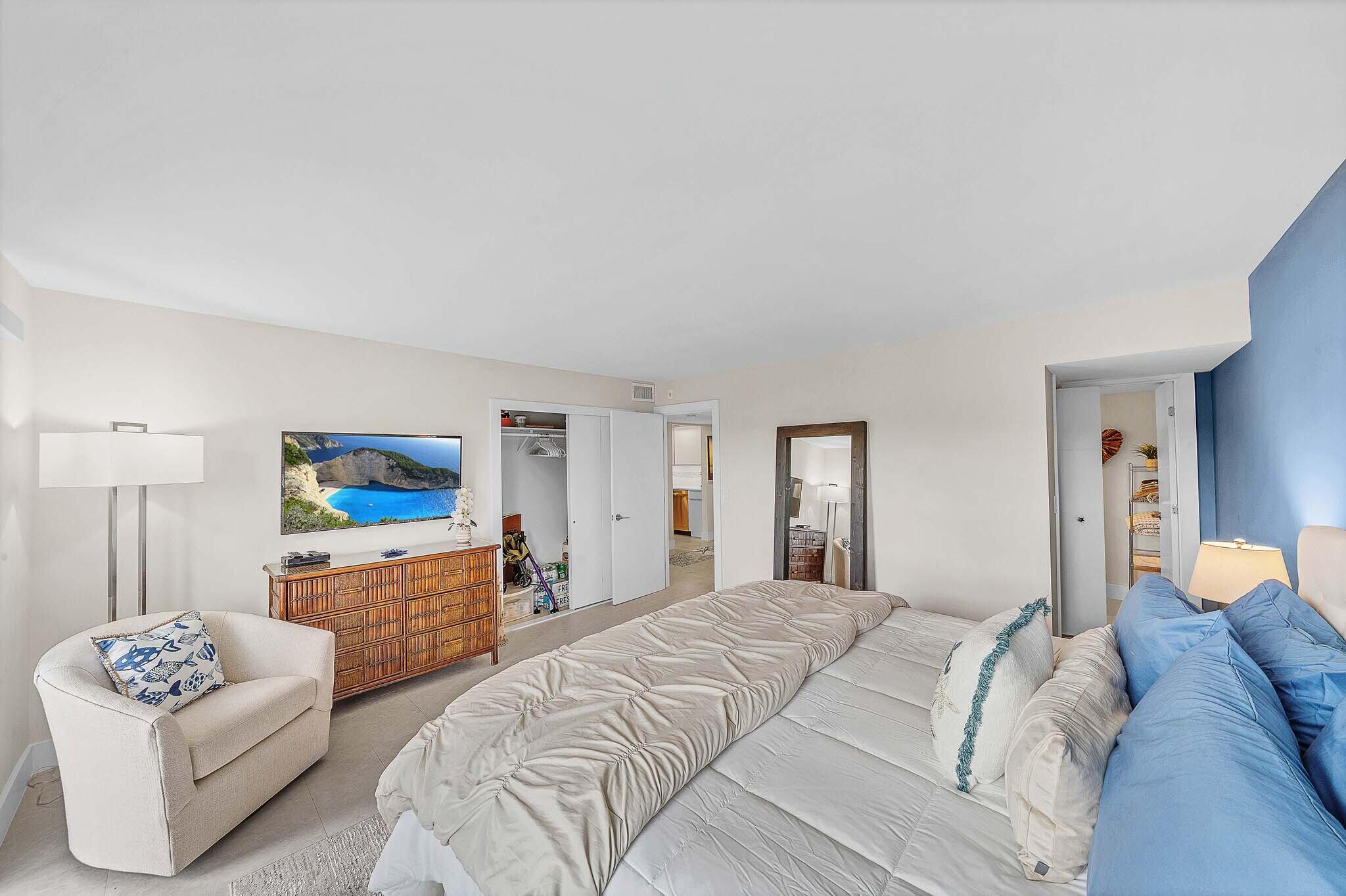 1111 South Ocean Boulevard Boca Raton, FL 33432 - Photo 20 of 47 17 Primary Bedroom (2)