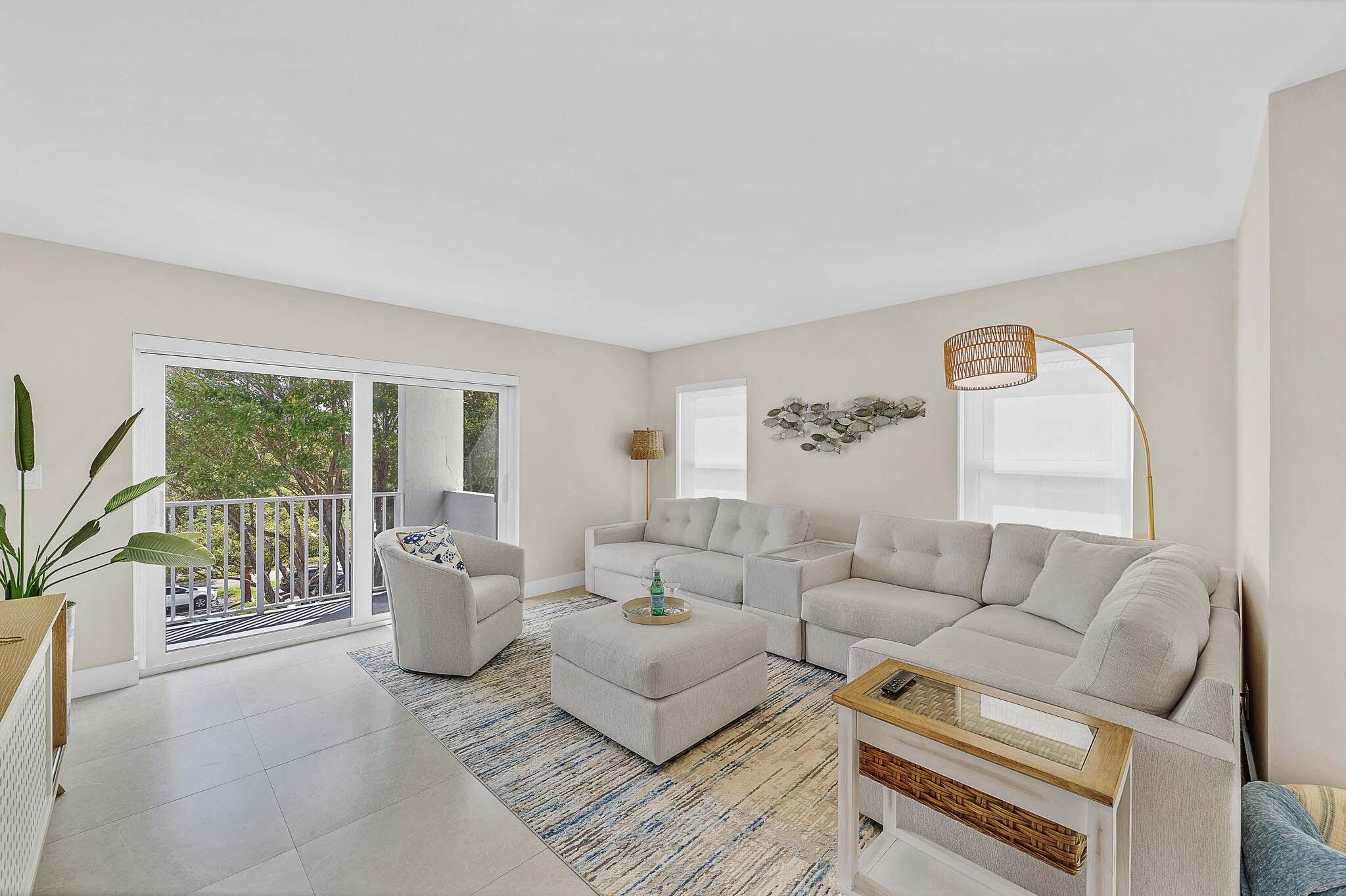 1111 South Ocean Boulevard Boca Raton, FL 33432 - Photo 2 of 47 7 Living Area (2)