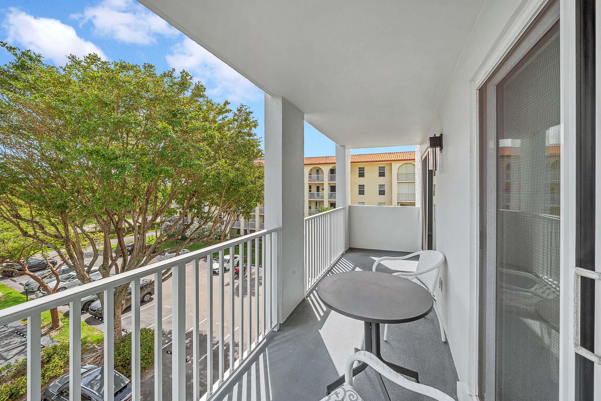 1111 South Ocean Boulevard Boca Raton, FL 33432 - Photo 32 of 47 13 Guest Bedroom (3)