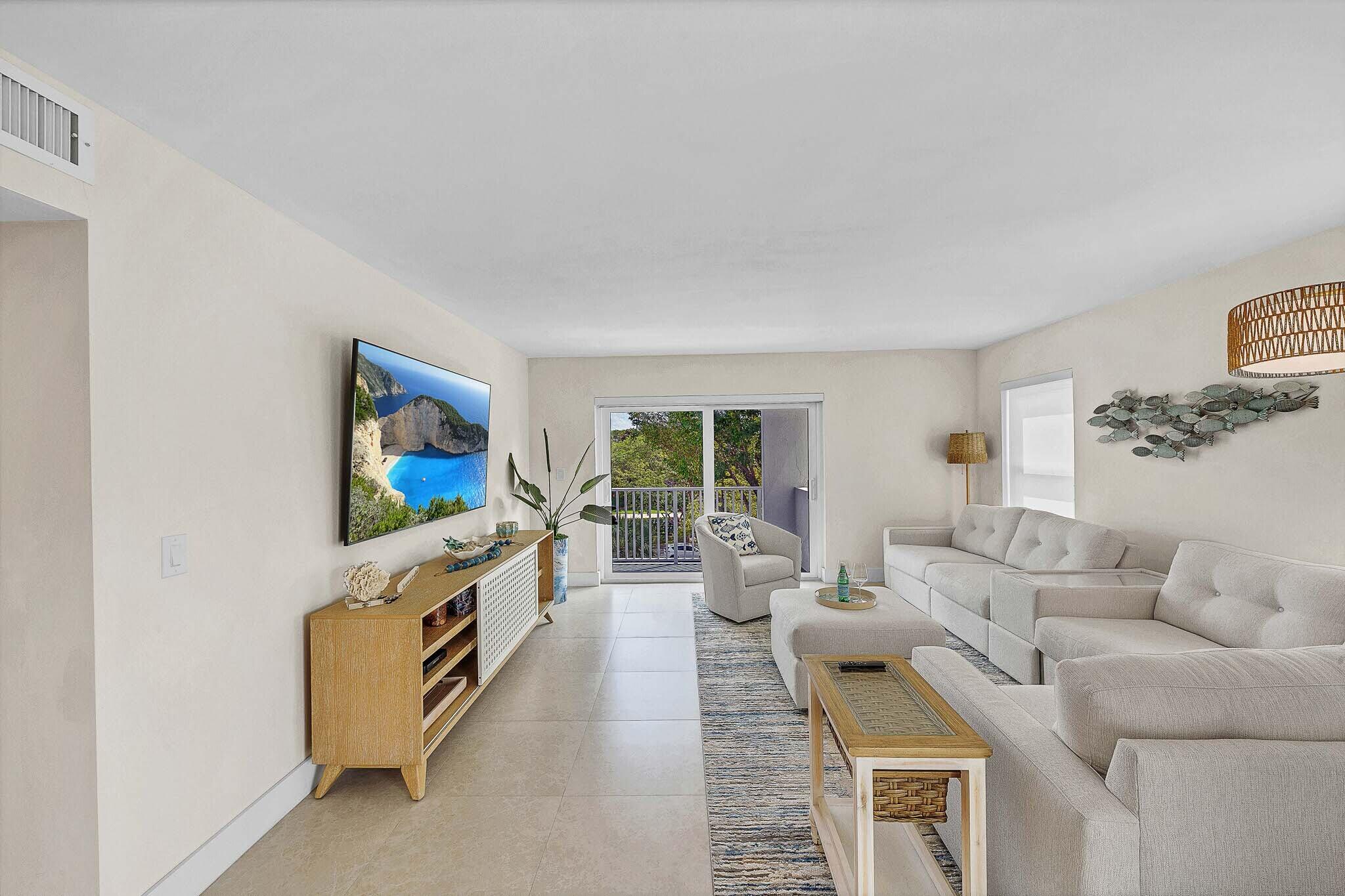 1111 South Ocean Boulevard Boca Raton, FL 33432 - Photo 4 of 47 7 Living Area (1)