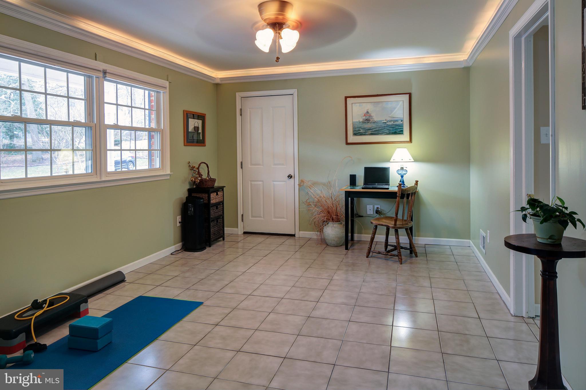 Entry level workout space/office