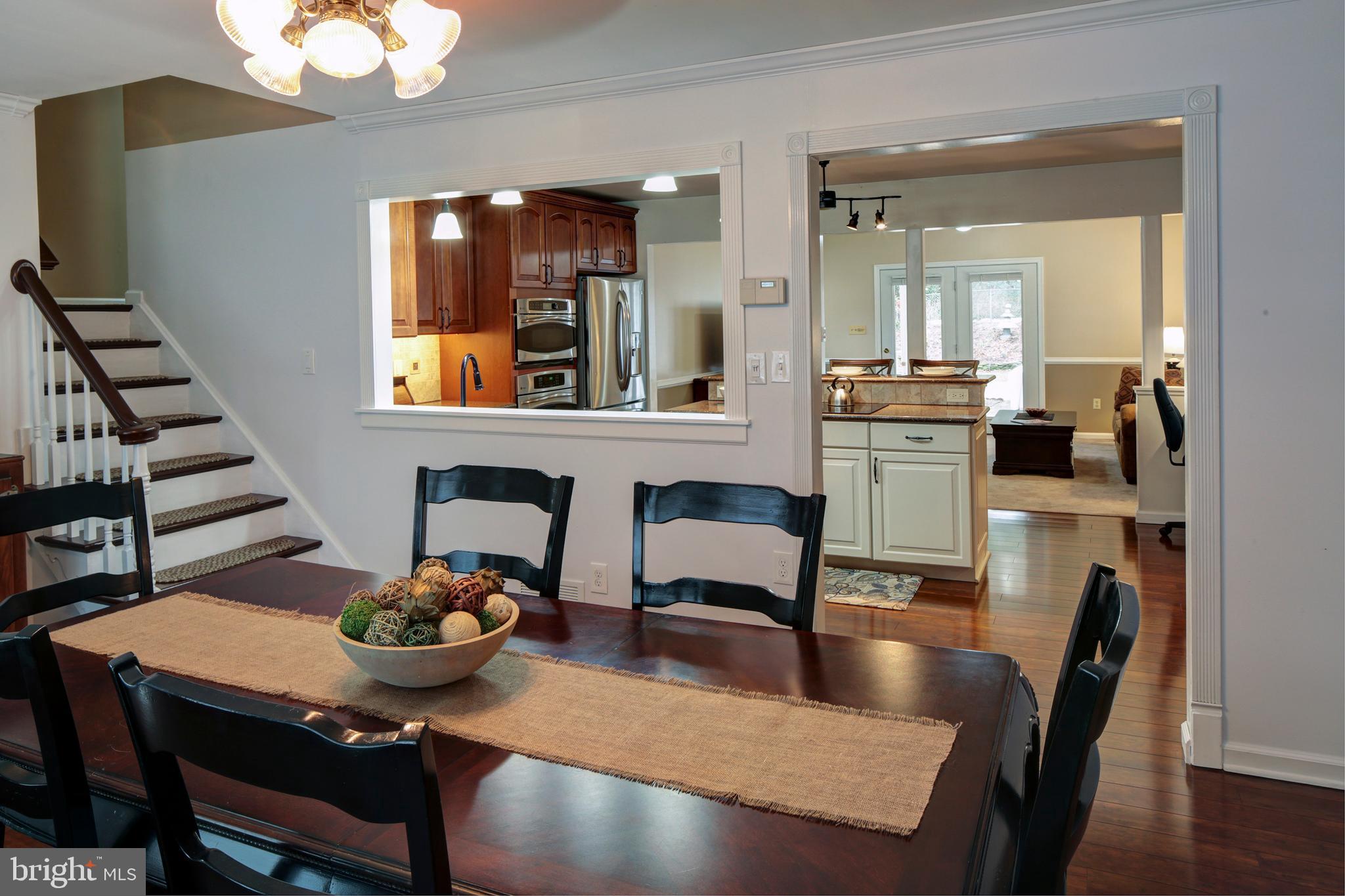 13 Roe Lane Arnold, MD 21012 - Photo 9 of 31 Dinning room