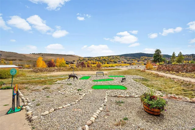 a view of an ocean view