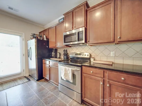 $2,395 | 5657 Tipperlinn Way, Charlotte, NC 28278