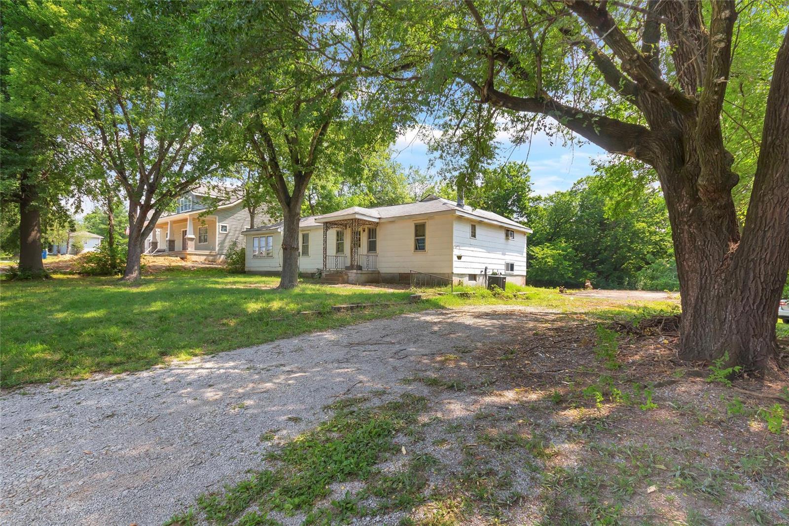 5622 Heintz Road St. Louis, MO 63129 - Photo 12 of 13 Gallery Image 12