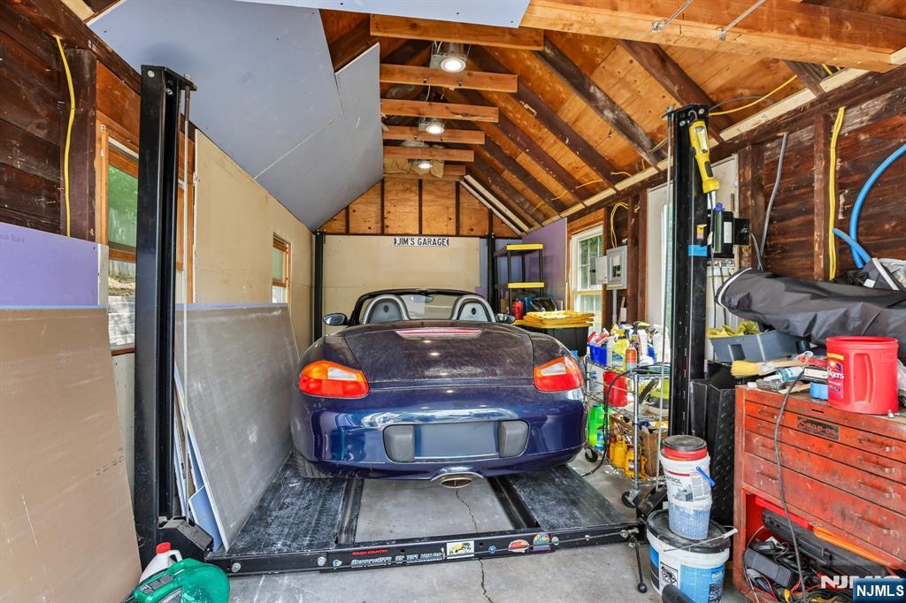 757 Kinderkamack Road Oradell, NJ 07649 - Photo 35 of 50